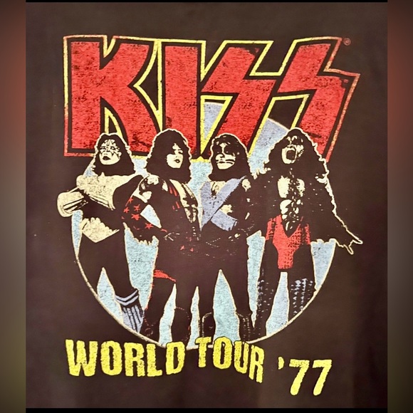 KISS WORLD TOUR 1977 T-Shirt - Picture 2 of 5